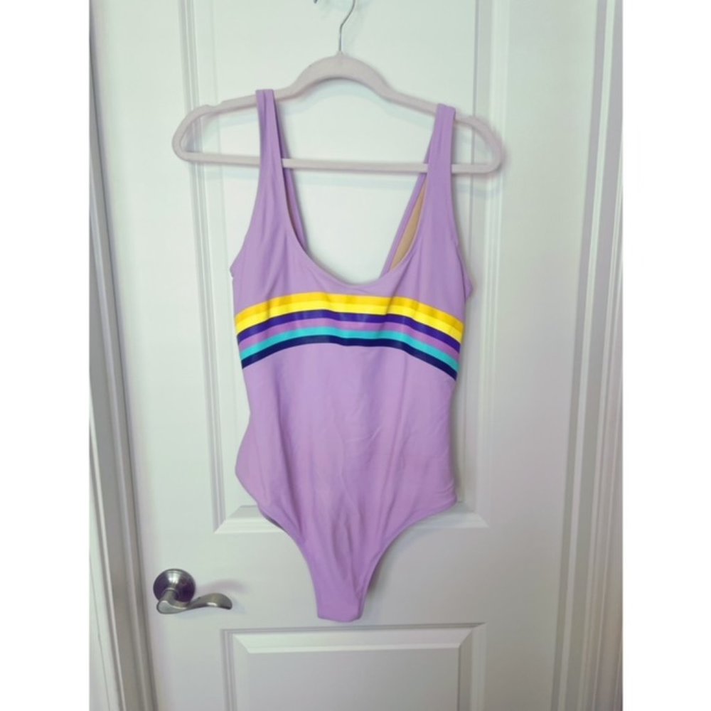 Old Navy - Striped Scoop Neck One Piece Swimsuit